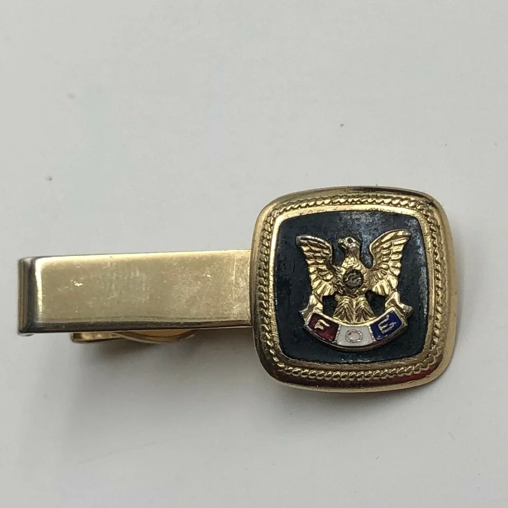 Vintage FOE Tie Clasp Klitzner The Fraternal Order of Eagles USA RI